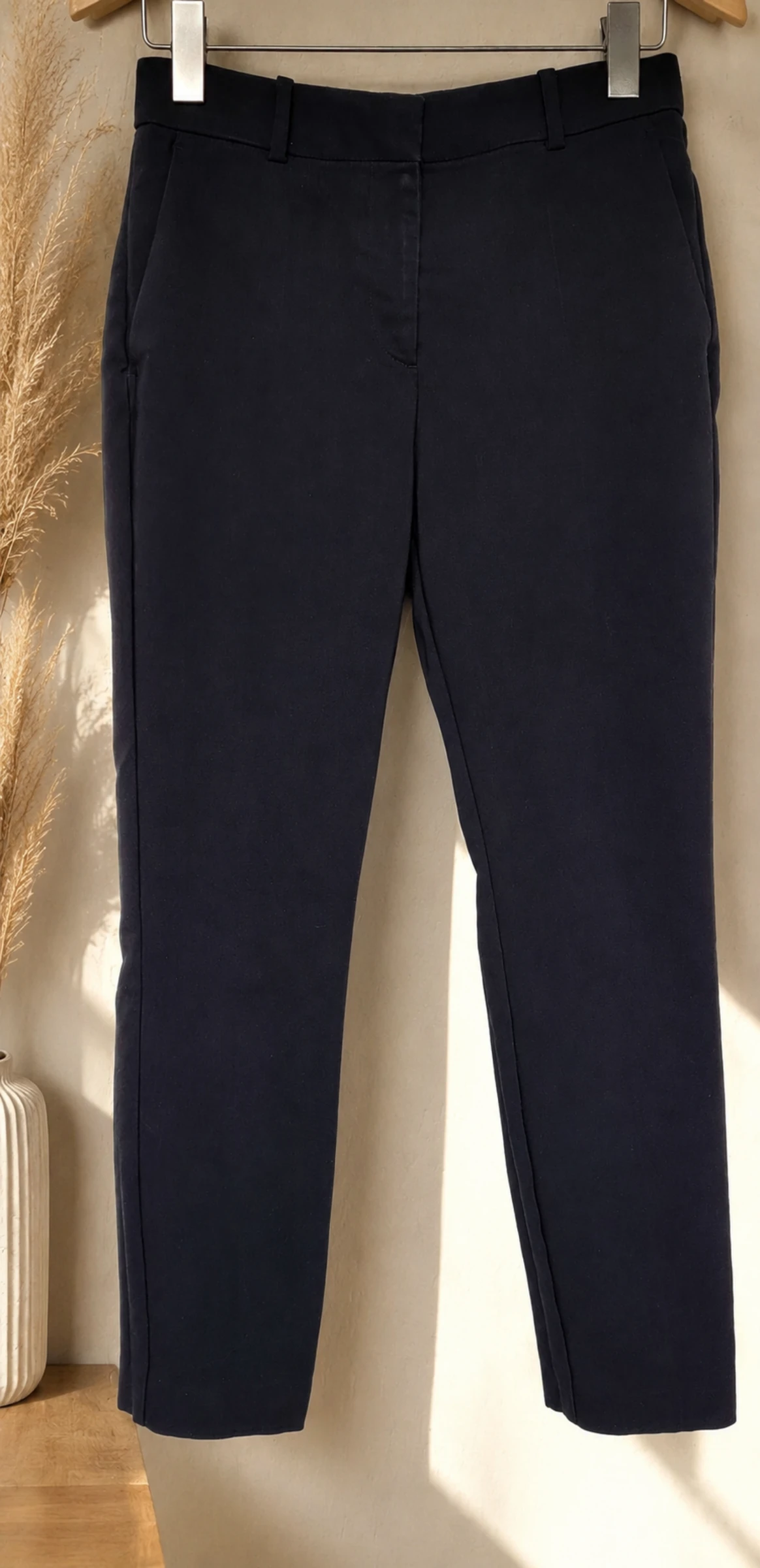 H&M Calça Preta TM/TFr38-Preta-Corte Justo e Cintura Elástica em BE – photo 2